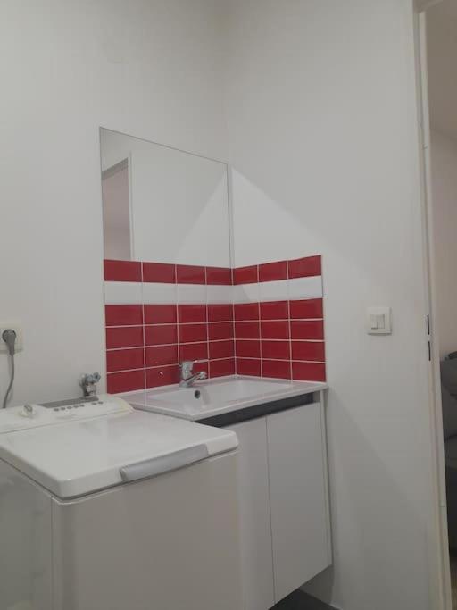 Studio - 1 Min Rer - 10Min Disney & 30 Min Paris - Free Parking & Wifi Lejlighed Bussy-Saint-Georges Eksteriør billede